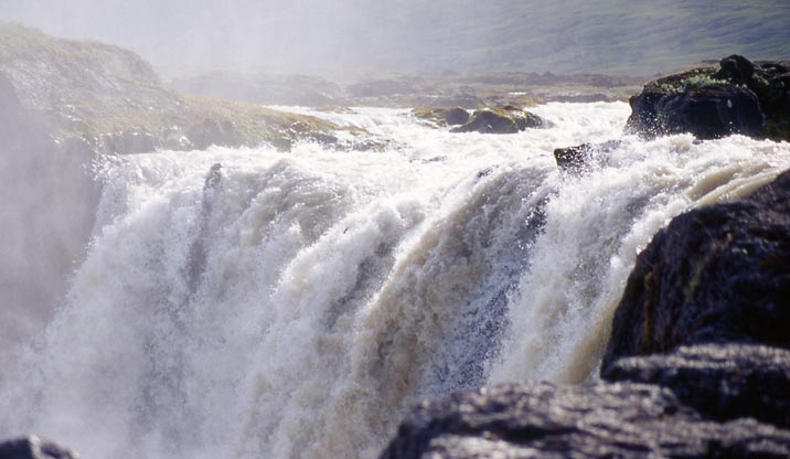 5-13_godafoss