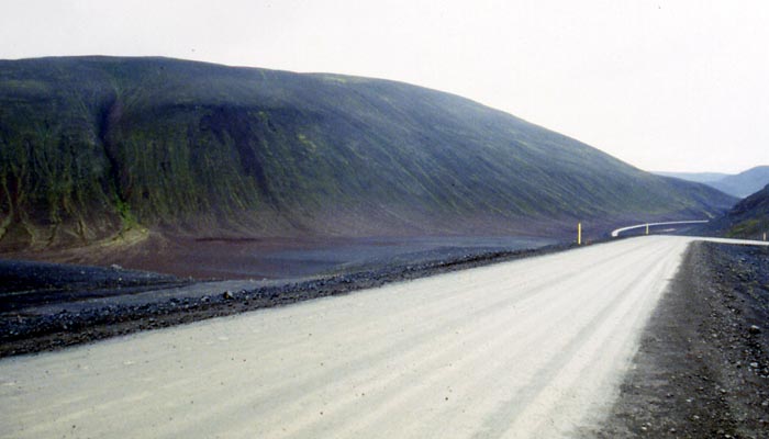 10_weg_nach_moedrudalur