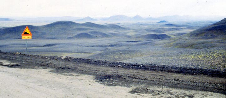 11_weg_nach_moedrudalur